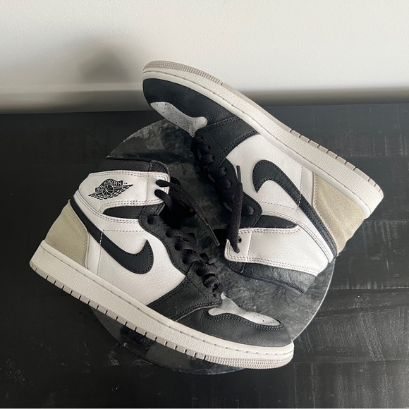 Nike Air Jordan Retro OG High Men's Bleached Coral Grey